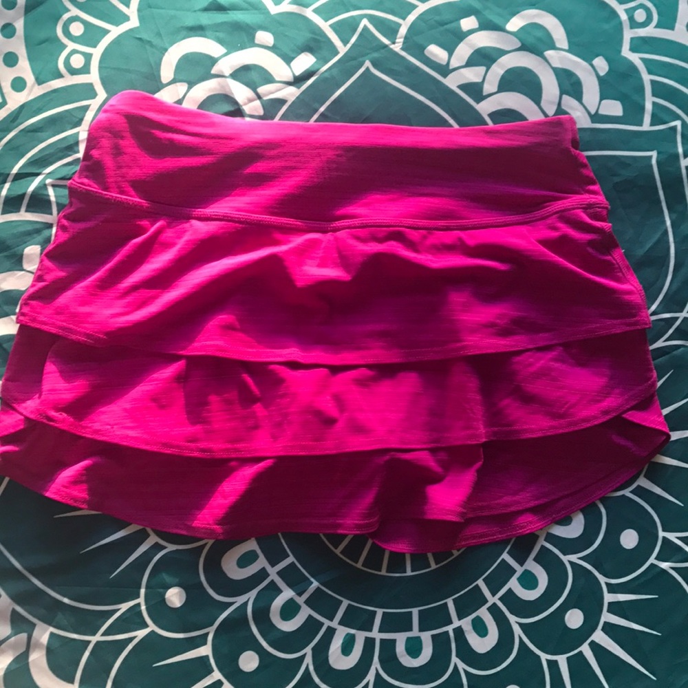 Athleta- pink tennis skirt/ yoga skirt with shorts
